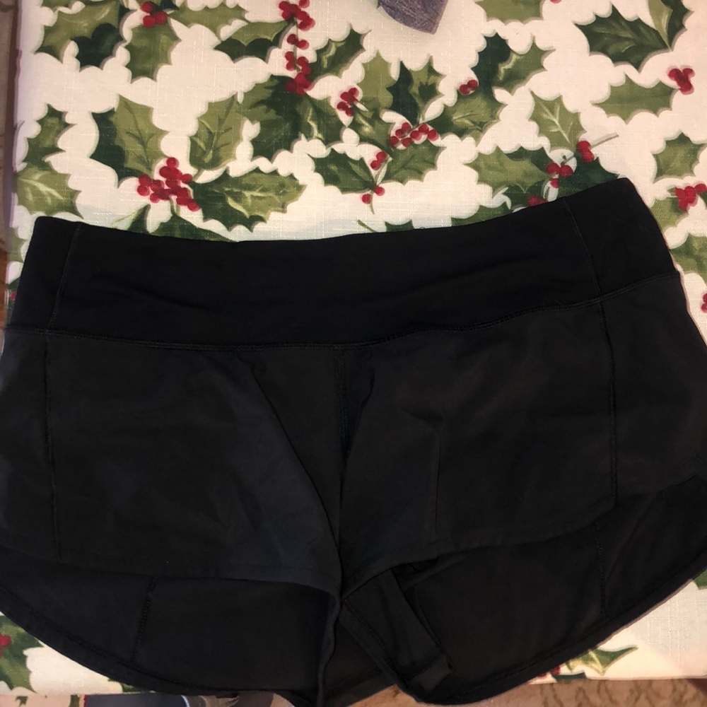 lululemon black shorts